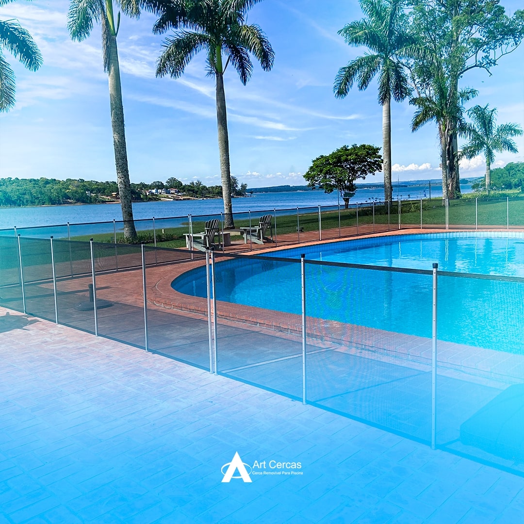 Cerca de Piscina Personalizada