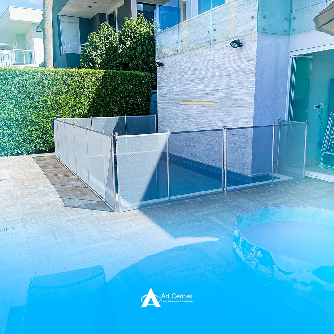 Cerca de Piscina Personalizada