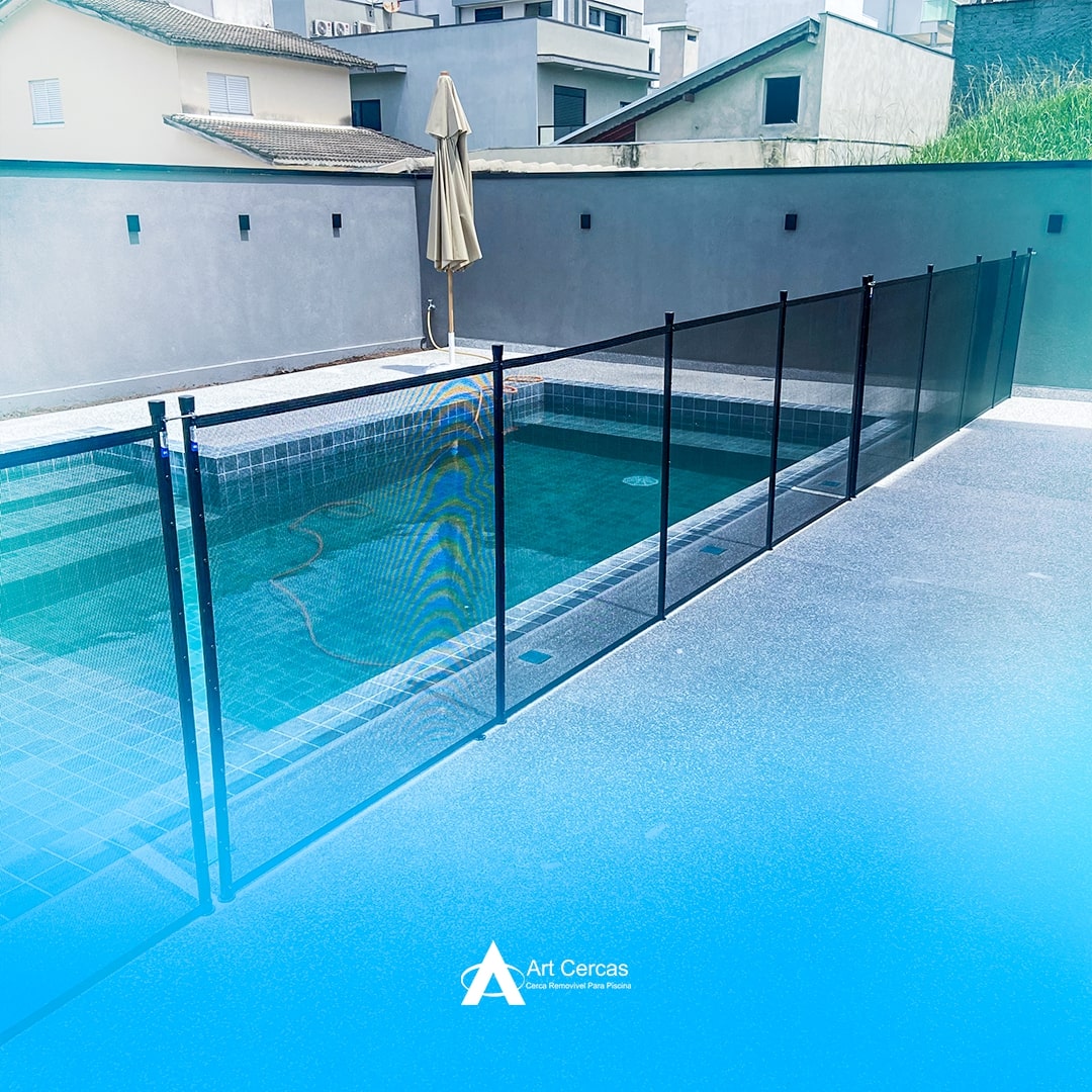 Cerca de Piscina Personalizada