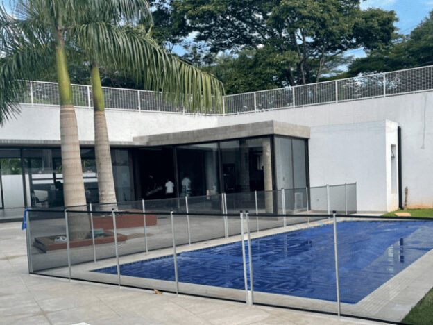 Cerca de Piscina para Condomínios: Guia Completo para Síndicos