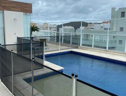 Cerca de Piscina Atrapalha a Limpeza? Clientes Respondem