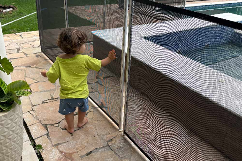Cerca de Piscina para Crianças