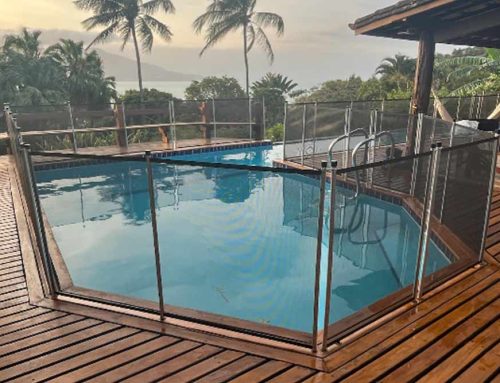 Cerca de Piscina de Alumínio ou Aço Inox: Qual Escolher?